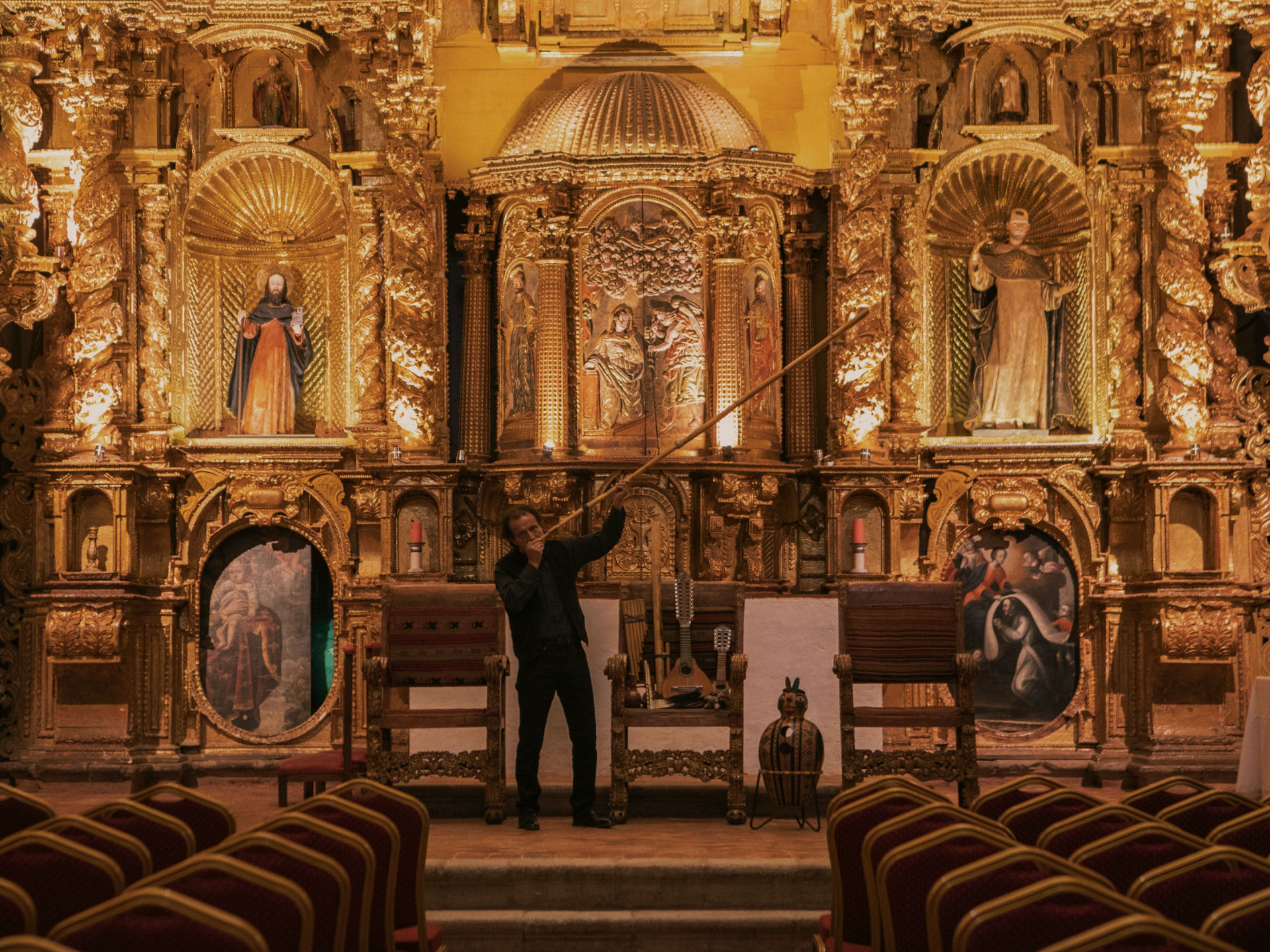 Música ancestral con Gustavo León