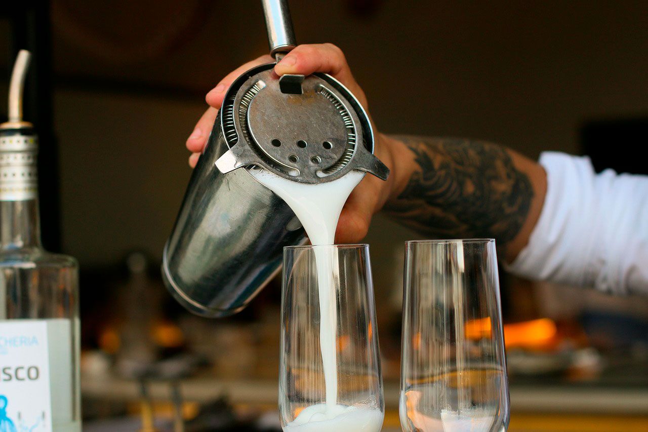 Entre pisco y bares con Ignacio Barrios