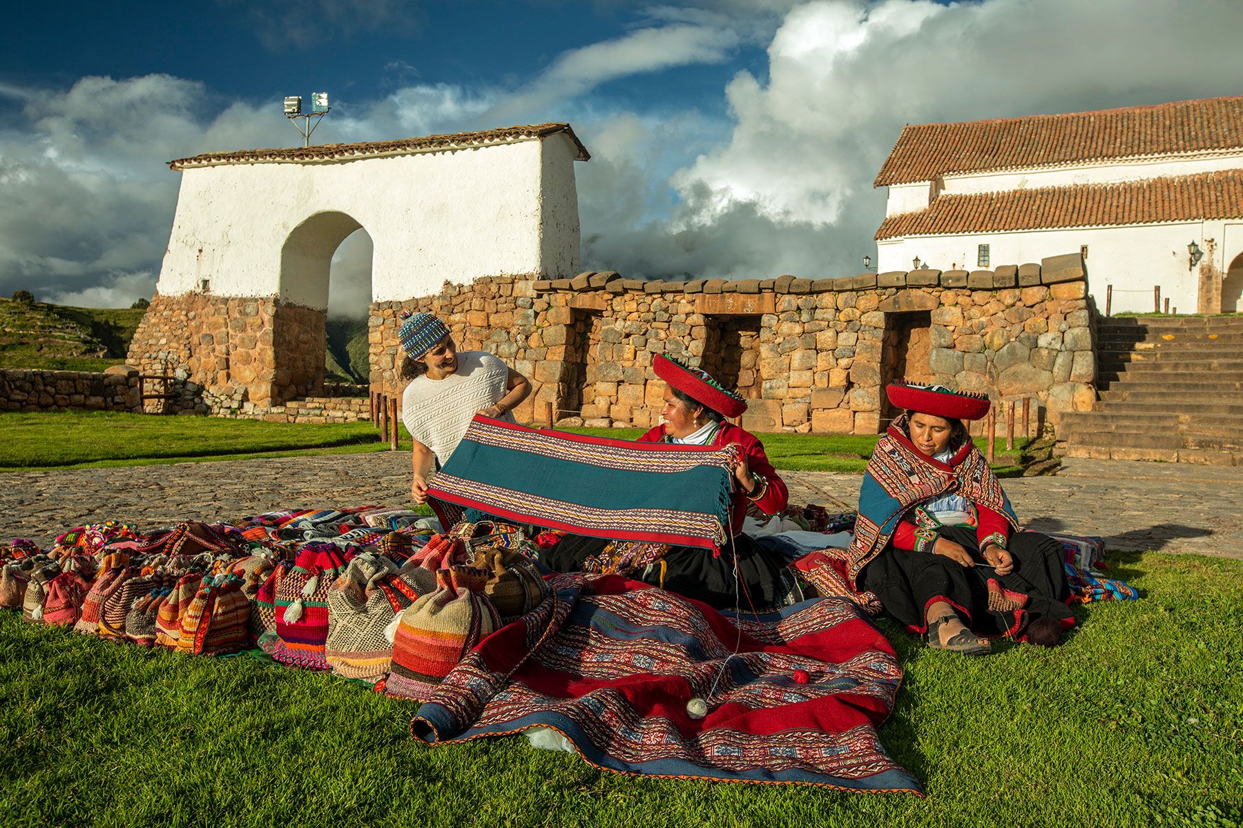 Comunidad de Chinchero y paseo en bicicleta de montaña