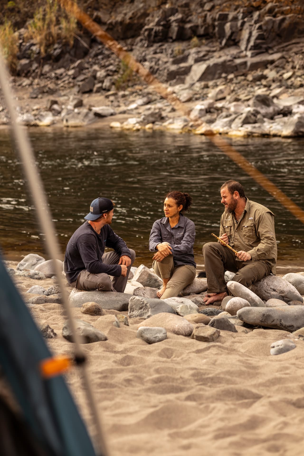 Crew on the Apurímac riverbank